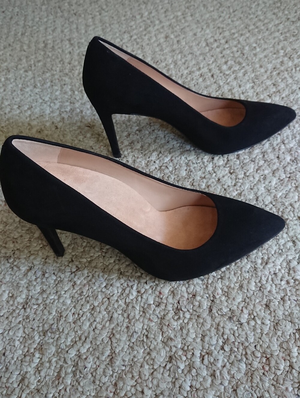 INEZ Alta Suede leather black pointed-toe pumps size 9.5W